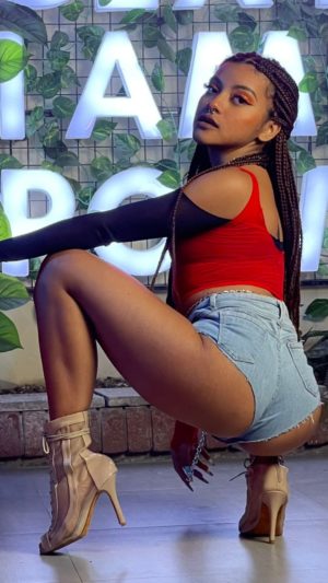 Reggaetón en Heels